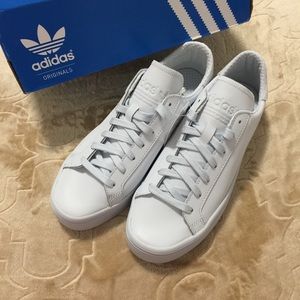 Adidas original brand new size 8-8.5